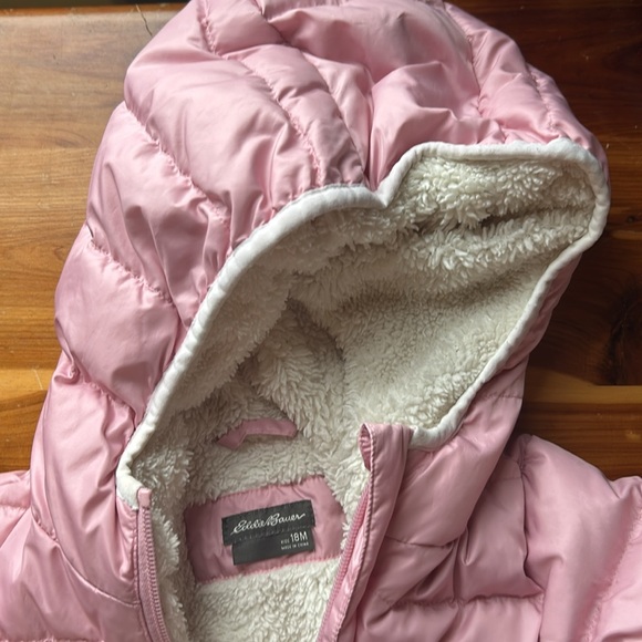 Eddie Bauer snowsuit - Picture 2 of 2